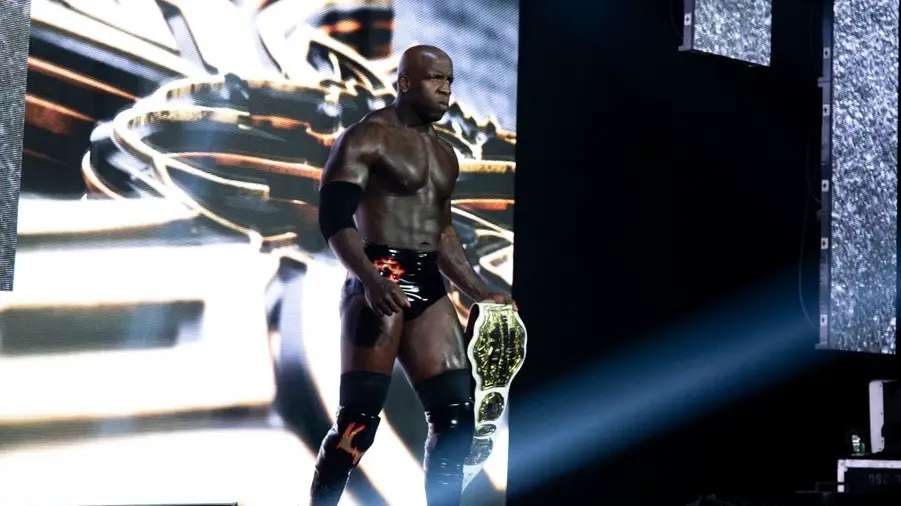 Moose with the tna world heavyweight championship on impact wrestling